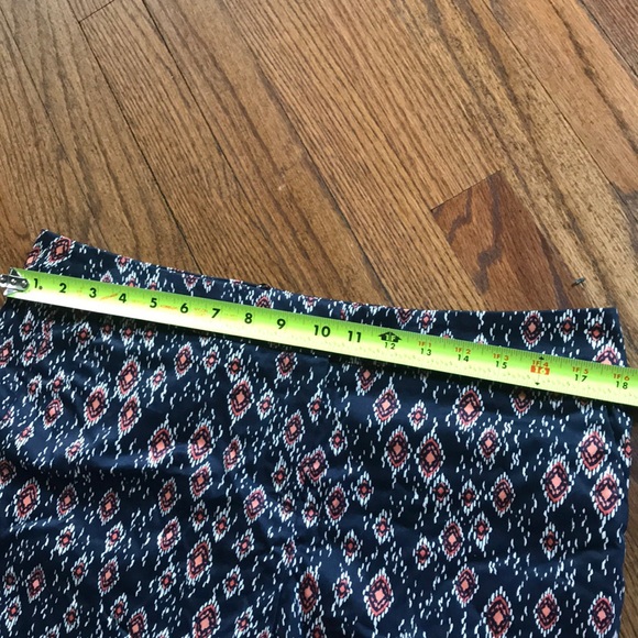 British Khaki Shorts - Picture 7 of 7